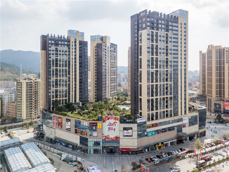 1745143256403217.jpg 9d5bc5f75baab7d86445c7656e0178d4.jpg