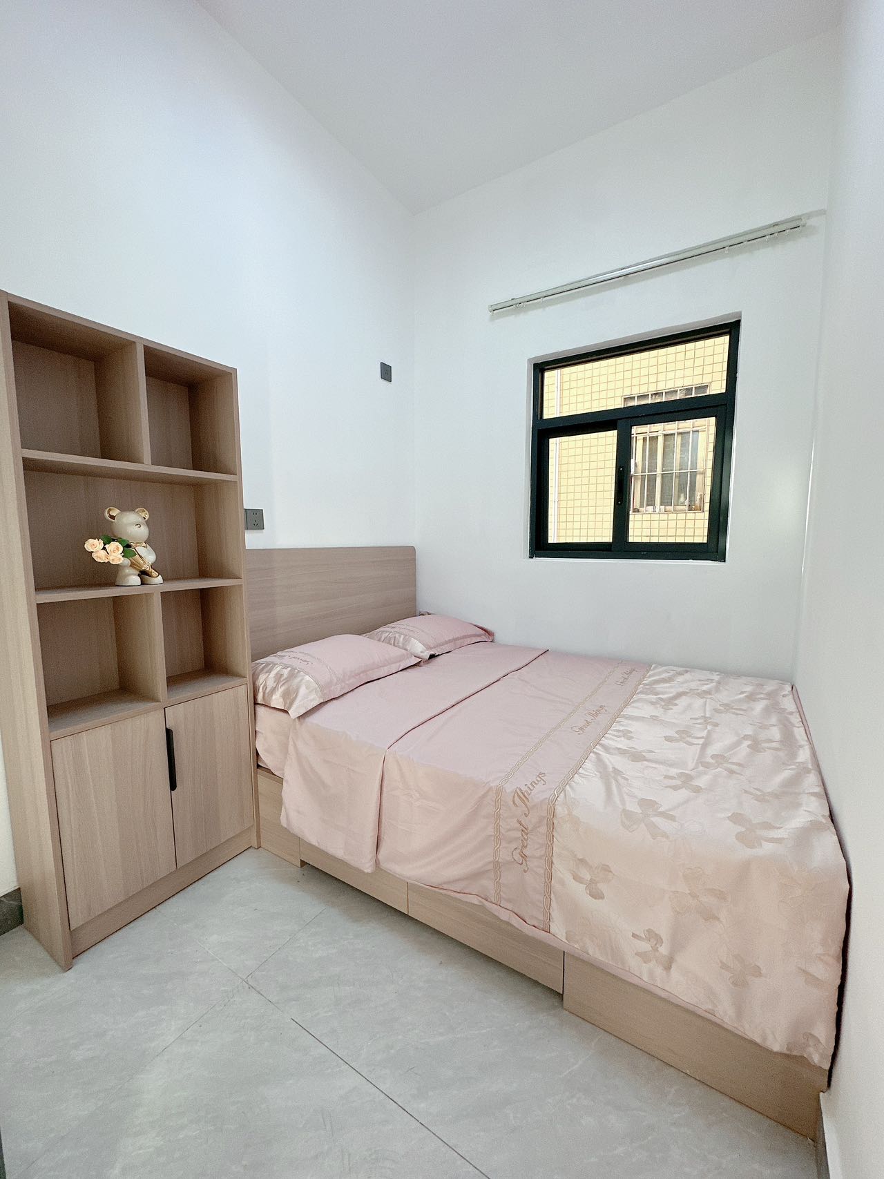 1748334317745561.jpg 28ef3bf5daf244d5fb88759631d040ee.jpg