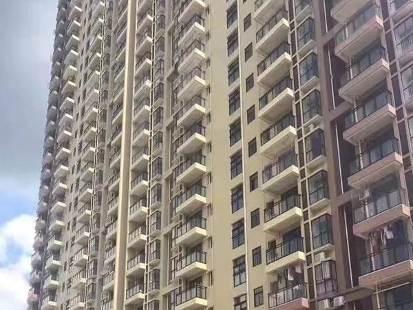 石巖依山名苑三棟700戶花園社區首付六成分期三年