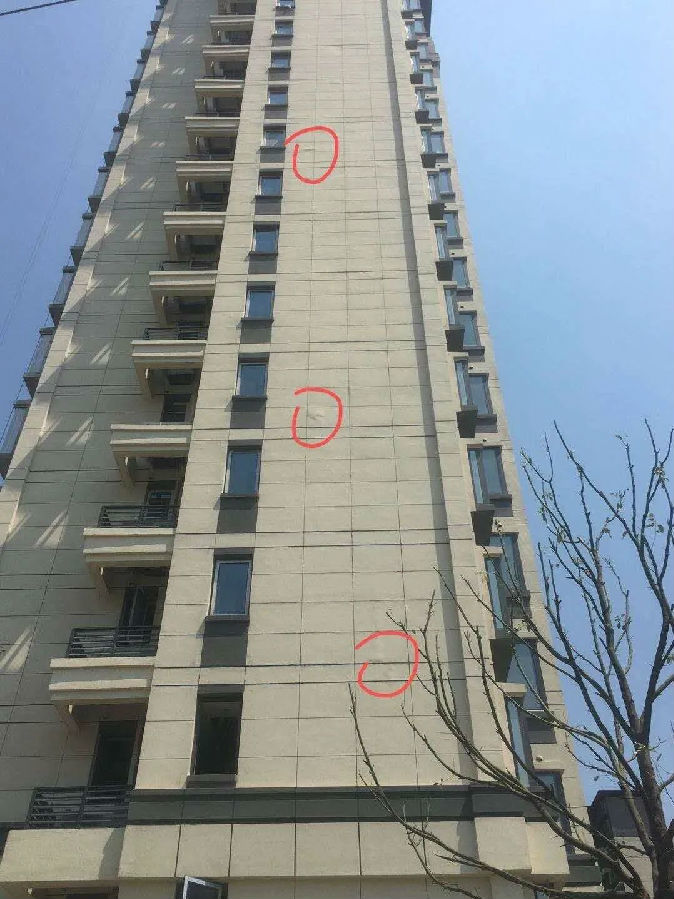 因房屋質量爆發的種種問題不勝枚舉