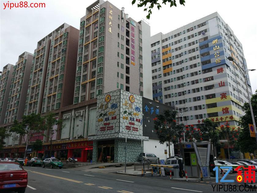 戶戶通天燃?xì)?></img></p>
<p><strong>每?jī)蓷潣侵g就有一個(gè)獨(dú)立的花園設(shè)計(jì)</strong></p>
<p>1、深圳觀瀾小產(chǎn)權(quán)房《瀾山壹號(hào)》值得訂購(gòu)嗎。所以是值得賣的，樓盤設(shè)在龍華觀瀾大大坑，毗連觀瀾高新科技城，未來(lái)品牌價(jià)值空間廣闊，也是觀瀾目前唯一一手在售的大型苑村委統(tǒng)建樓。</p>
<p>2、觀瀾《瀾山一號(hào)》總計(jì)是8棟的苑居民小區(qū)，全封閉式住宅小區(qū)行政管理，8棟中間結(jié)構(gòu)設(shè)計(jì)，樓梯房一梯六戶，每棟樓的五層便8層，每?jī)蓷潣侵g便有一個(gè)獨(dú)立的苑結(jié)構(gòu)設(shè)計(jì)，度假村在兩棟樓之間的寬度達(dá)20米，每個(gè)層樓還便不任何遮蓋，通風(fēng)非常好，苑中睡蓮松樹、園林景觀小魚塘都有。</p>
<p>3、堪稱是樓中有長(zhǎng)廊，度假村中有房，這才是真正的度假村居民小區(qū)房。</p>
<p>4、還就瀾山一號(hào)是目前能在觀瀾賣出去一手的村委統(tǒng)建樓了，村委統(tǒng)建樓的益處大家如果都認(rèn)得，更重要是一手的村委統(tǒng)建樓，很之稀缺，村委統(tǒng)建的用處正是即賣即入駐，通LNG，民用發(fā)電，孩子就讀于附近的公立小學(xué)還方便，這么稀缺的村委統(tǒng)建就是大型的苑住宅小區(qū)夠不夠迎合你了。</p>
<p><strong>龍華觀瀾觀湖域景好盤推薦</strong></p>
<p>1、龍華觀瀾觀湖域景好盤所推薦。龍華觀瀾4棟連排最便宜村委統(tǒng)建樓小產(chǎn)權(quán)房《觀瀾觀湖域景》，村委簽字 ，隆重開售。</p>
<p>2、200套超級(jí)上證指數(shù)，需遷入，申領(lǐng)碩士學(xué)位，手慢有手慢無(wú)。</p>
<p>3、單方面零分期付款，單方面分期付款，本金5.88厘。</p>
<p>4、戶戶大墻壁，鳥瞰飄窗，住宅小區(qū)具有停車，低開發(fā)成本，超低打折， 不限貸不調(diào)控， 好商業(yè)區(qū)股權(quán)投資自住必選。</p>
<p>5、龍華觀瀾最便宜需落房村委統(tǒng)建樓小產(chǎn)權(quán)房｛觀瀾觀湖域景｝。</p>
<p>6、8萬(wàn)/套起租1800元起。5萬(wàn)/套起租2200元起。</p>
<p>7、18號(hào)線寶鹽線新田站（已總體規(guī)劃），有軌有軌電車下圍，全城巴士站樓盤超低價(jià)，投資回報(bào)率極高。</p>
<p>8、樓盤穿過(guò)硅谷不斷創(chuàng)新科技產(chǎn)業(yè)工業(yè)園與新田森林公園， 自住引領(lǐng)者， 進(jìn)行投資上品。</p>
<p>9、360度超人通風(fēng)，精裝修收房，一步有軌電車,咫尺硅谷,對(duì)望公園。</p>
					<br/>
				<div style=